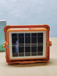 A SERIES SOLAR PORTABLE LED FLOOD LIGHT