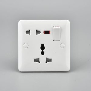 TORONTO 13A 1 GANG MULTI-SOCKET